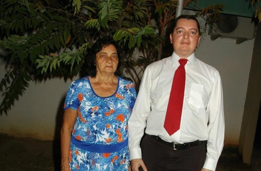 Maria Nerci e João Paulo Mourão, mãe e irmão de Izadora Mourão